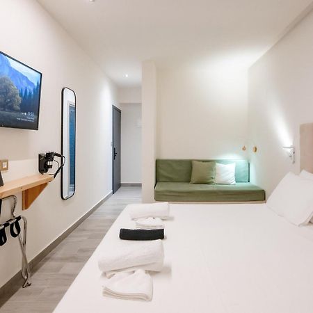 Ocean 11 Hotel Città di Skiathos Esterno foto