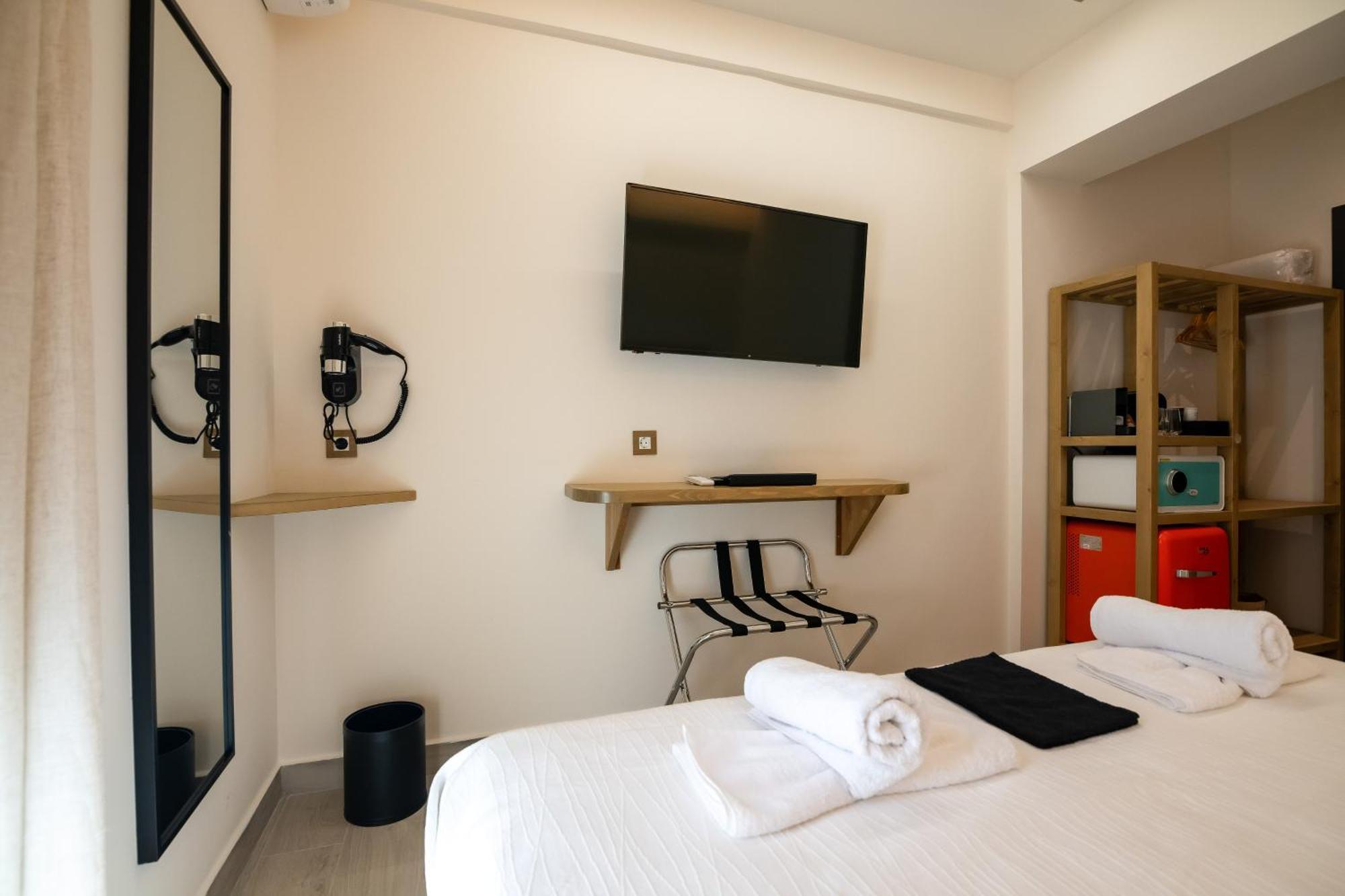 Ocean 11 Hotel Città di Skiathos Esterno foto