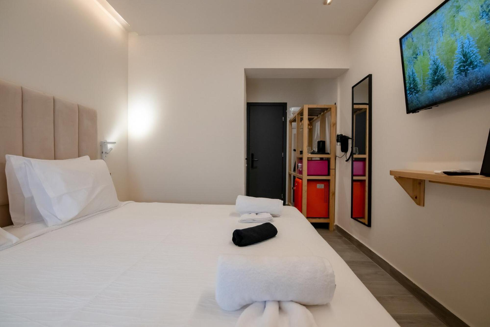 Ocean 11 Hotel Città di Skiathos Esterno foto